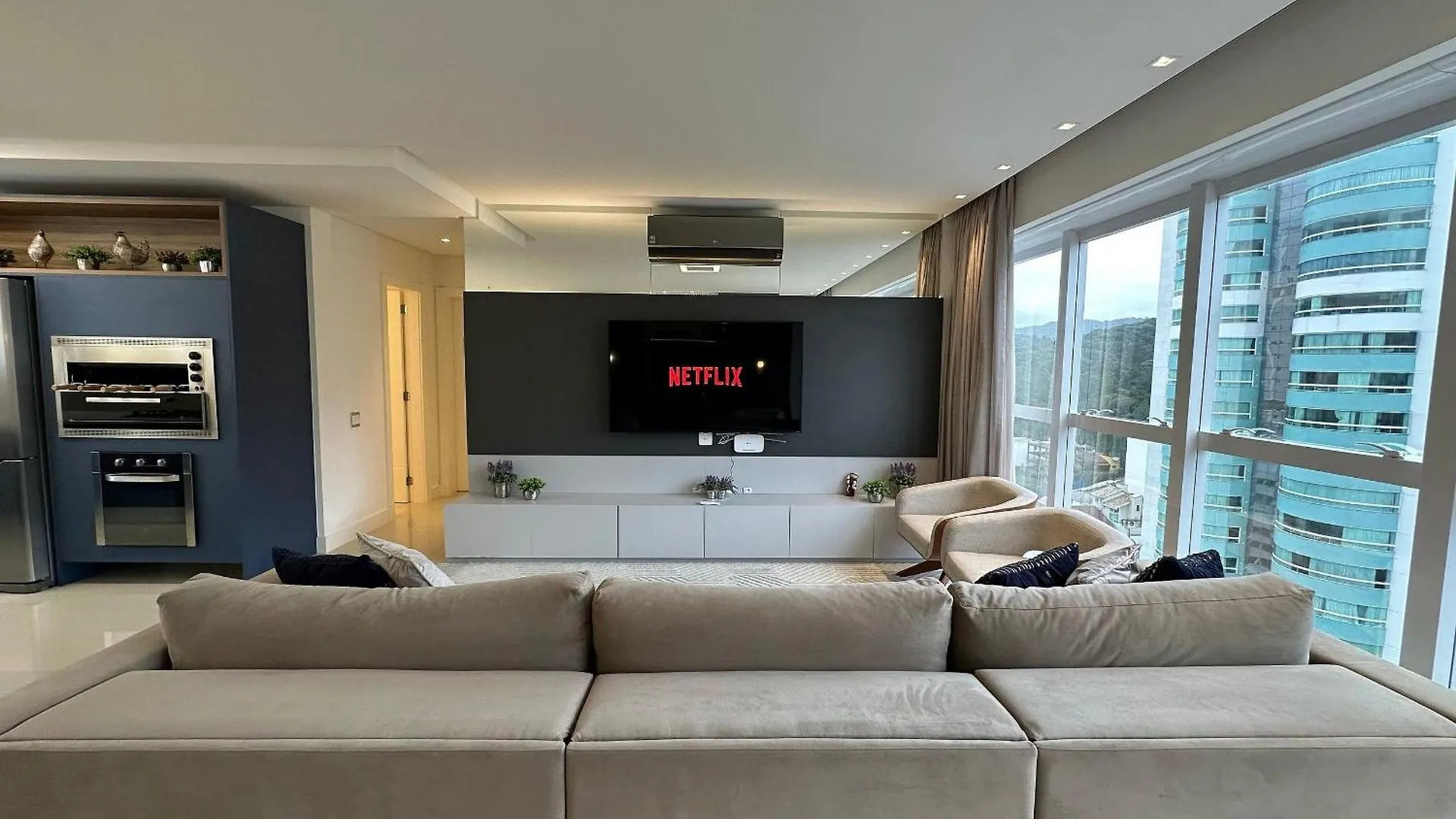 Lägenhet Ca01- 4 Suites| Alto Padrao | 2 Garagens| Churrasq Balneário Camboriú