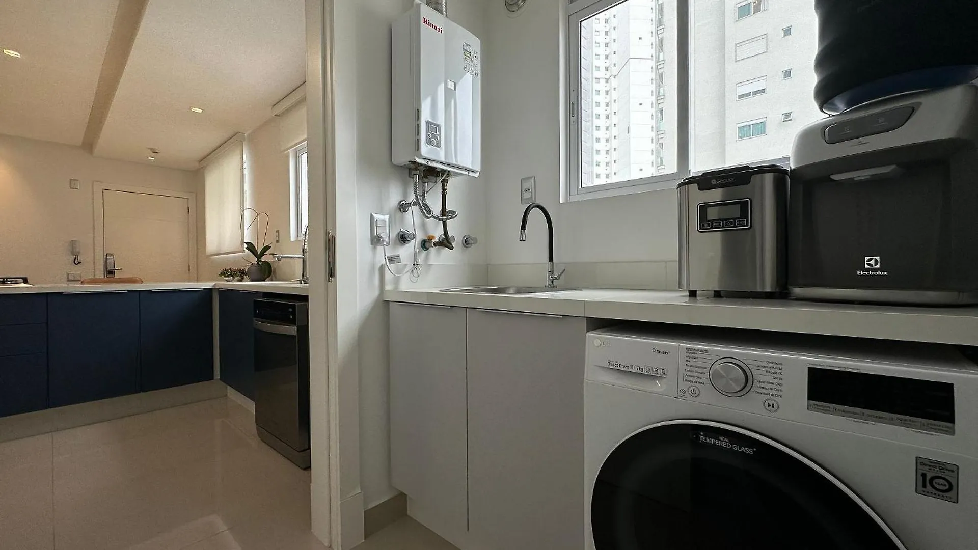 Ca01- 4 Suites| Alto Padrao | 2 Garagens| Churrasq Balneário Camboriú